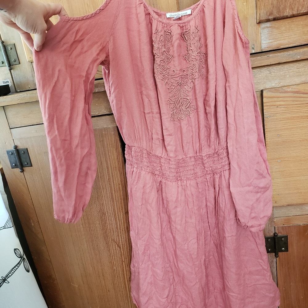 Dress - Picture 3 of 3